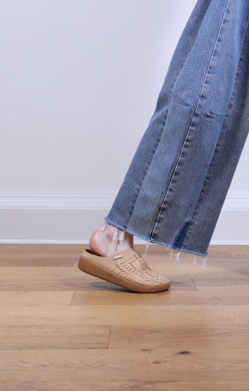 Thunderbird Clog Tan/Tan