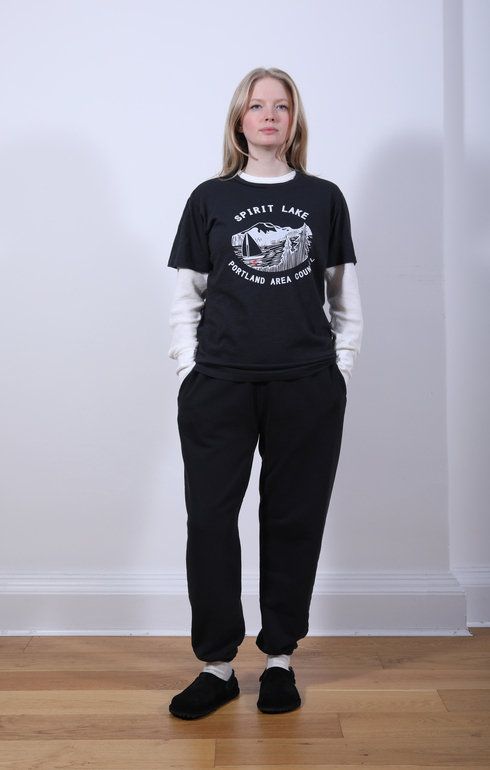 SPIRIT LAKE Tee Black