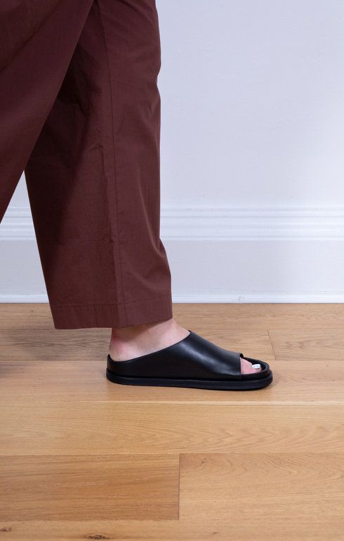 Spring Sandal Black
