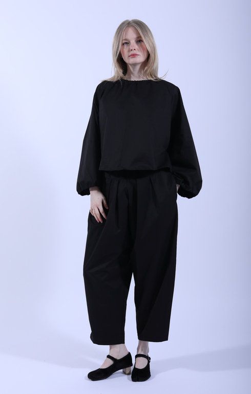 Oterro Relaxed Yoke Trousers Ebony