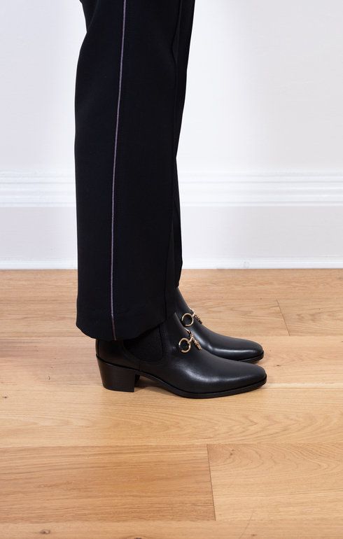 Heeled Chelsea Bit Boot - Black
