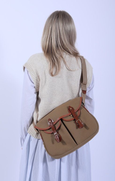 Ariel Trout Shoulder Bag Khaki/New Tan (S) – Epitome of Edinburgh