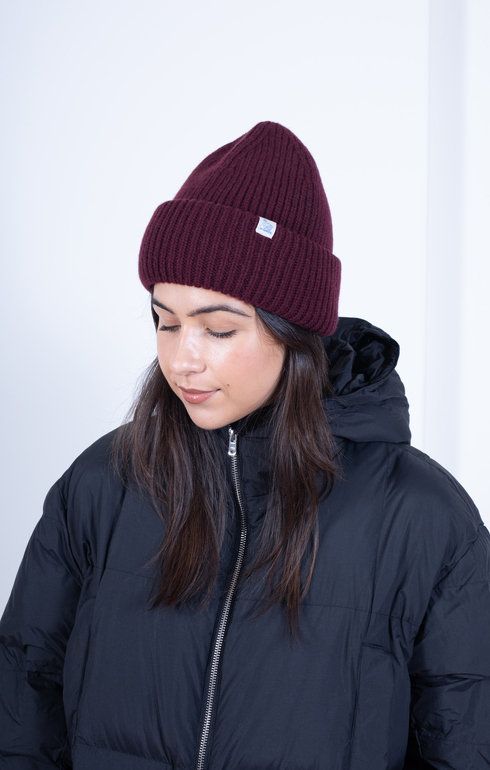 Good Basics Beanie - Barn Red
