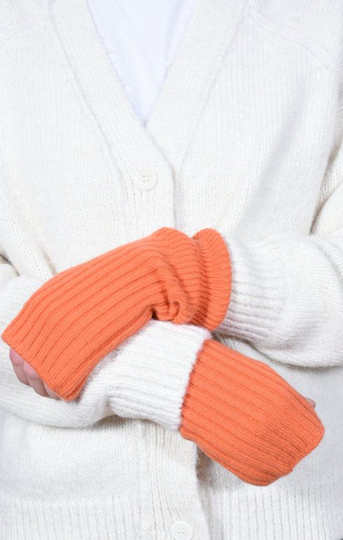 Seamless Hand Warmer Orange