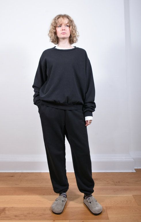 8oz Pigment Crew Sweatshirt Black