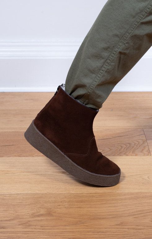 Curling Boot Polo Snuff Suede