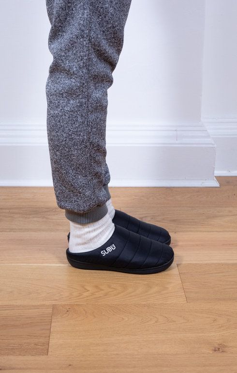 FLine Slippers Black