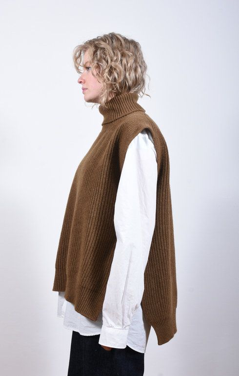 Meri Roll Neck Tabard Corteccia