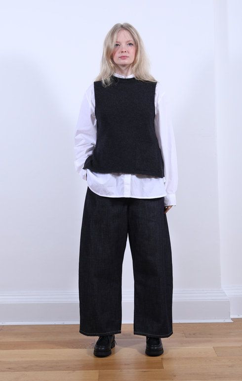 Tabard Vest w/ Pocket Charcoal