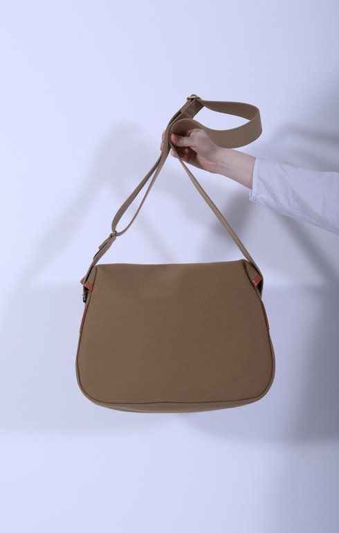 Ariel Trout Shoulder Bag Khaki/New Tan (S)