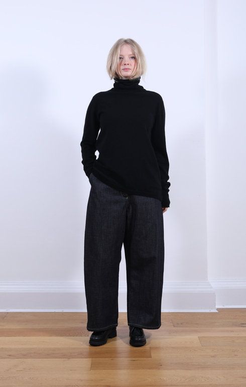 Winter Roll Neck Black