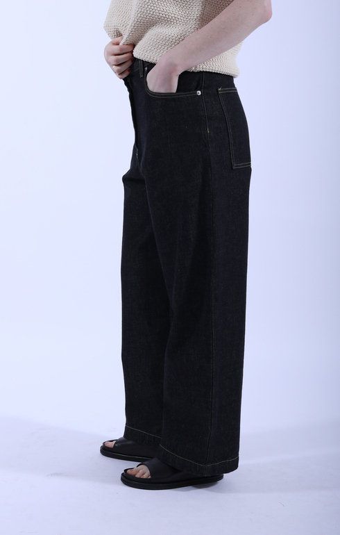Neive Curved Leg Pant Denim Black