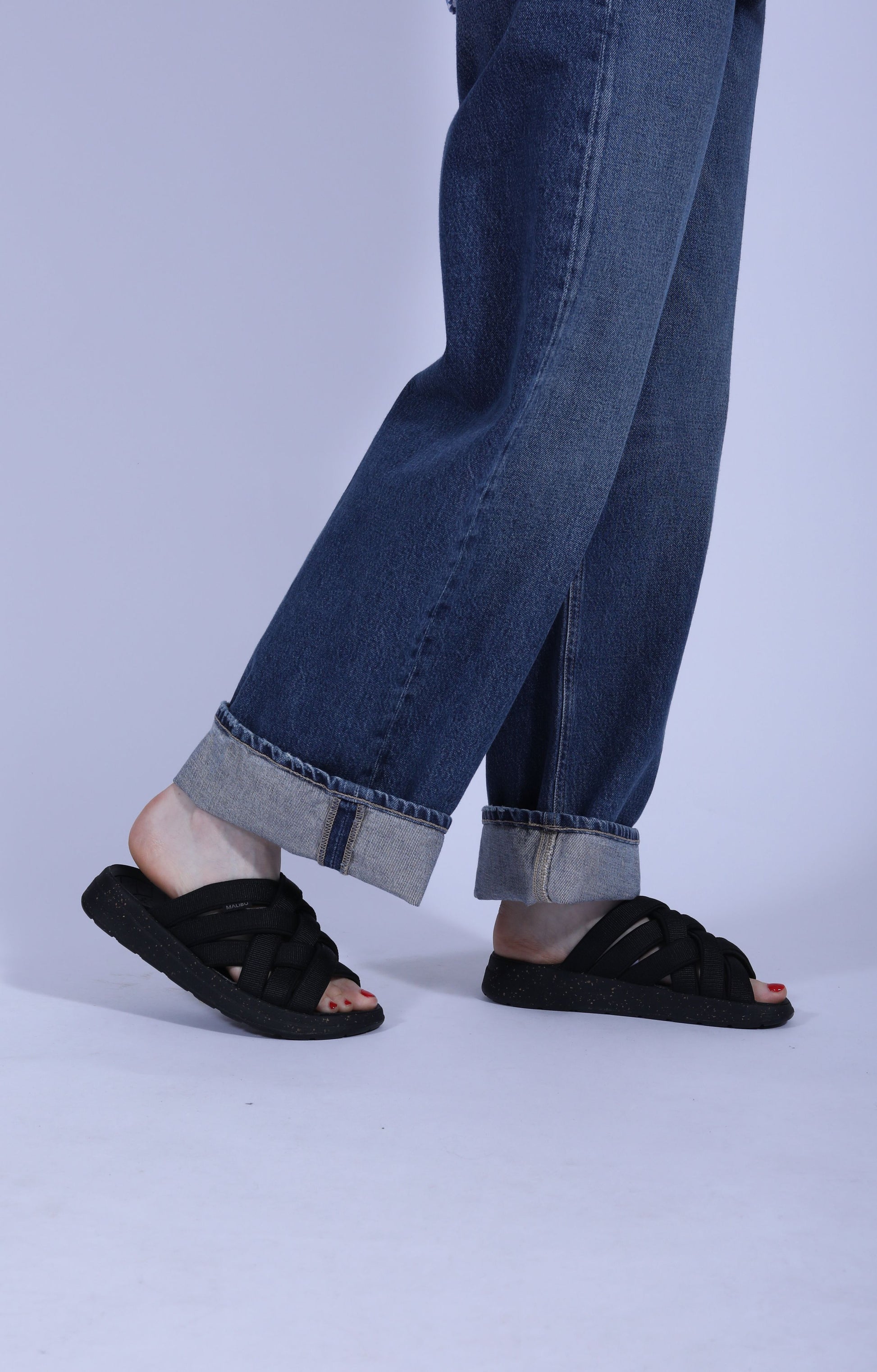 Zuma LX Sandal Black/Black
