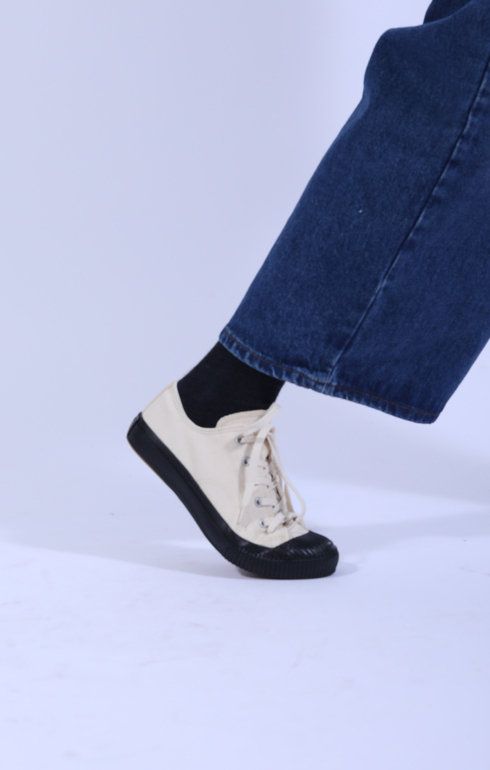 Shellcap Low- Kinari/Black