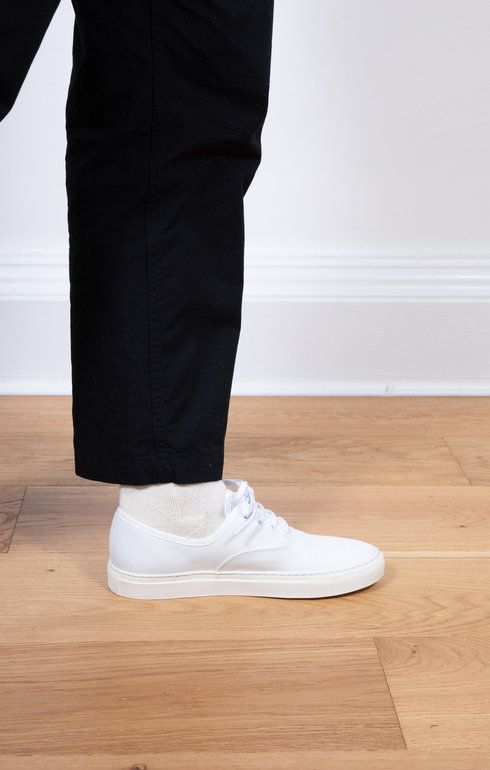 Four Hole 4141 White