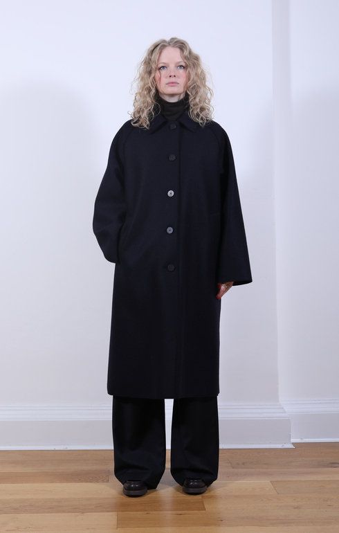 Balmacaan Coat Navy Blue