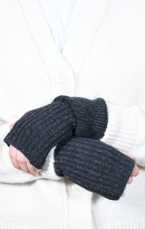 Seamless Hand Warmer Charcoal