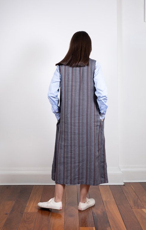 Sleeveless Slit Dress Grey