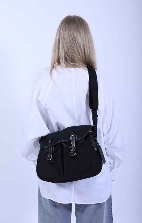 Ariel Trout Shoulder Bag Black/Black (S) – Epitome of Edinburgh