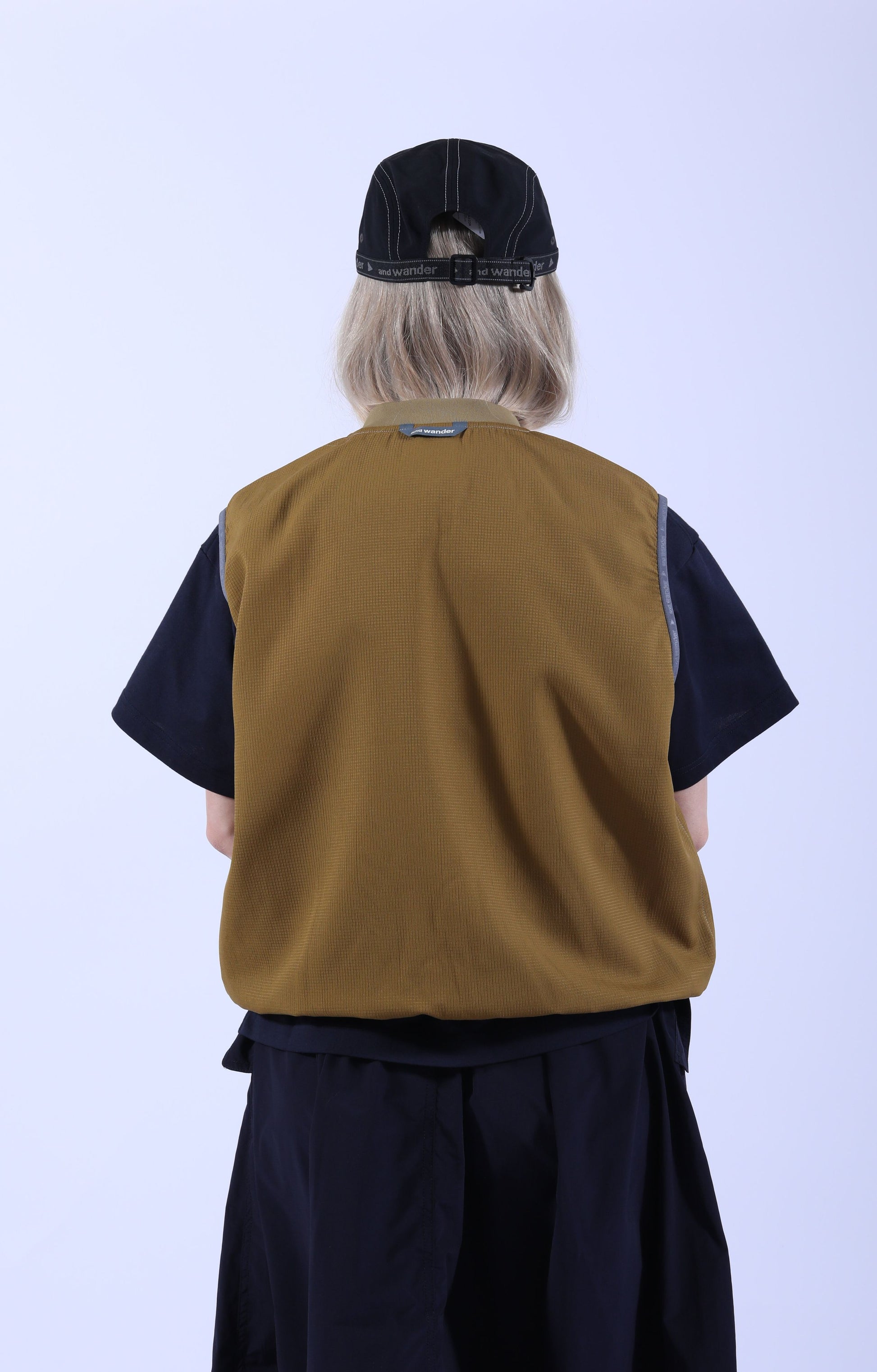 Vent Vest Camel