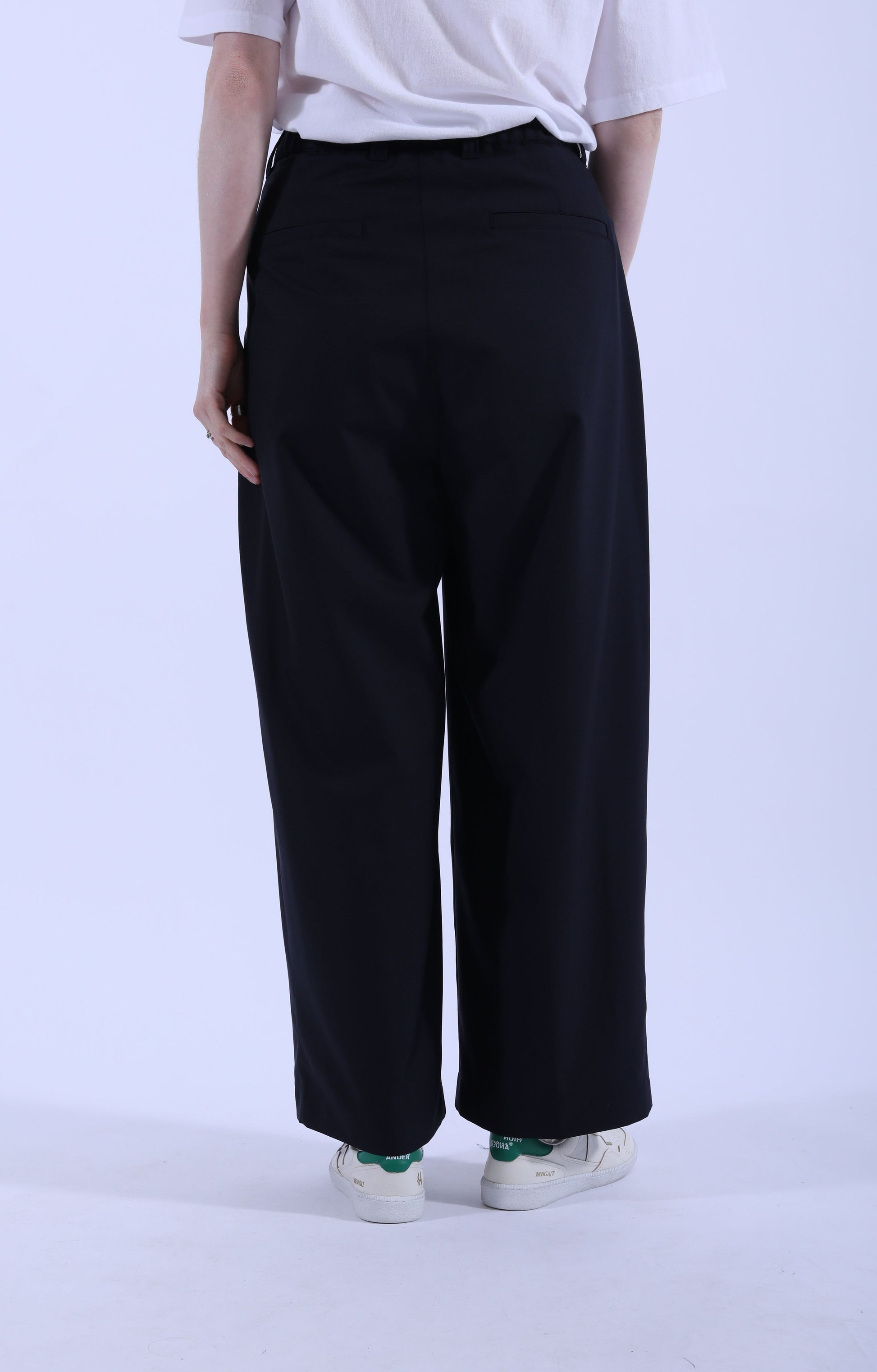Pleat Baggy Pants D. Navy