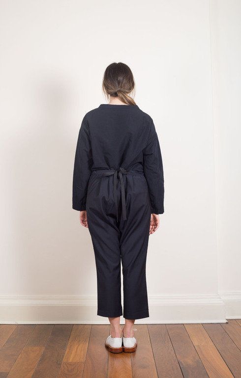 Pleated Back String Pants Navy