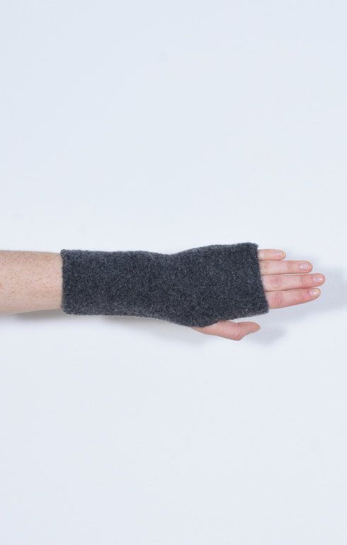 Seamless Wool Hand Warmer Gray