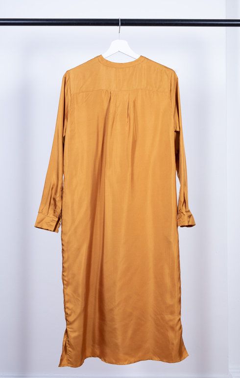 Robe Roya Camel